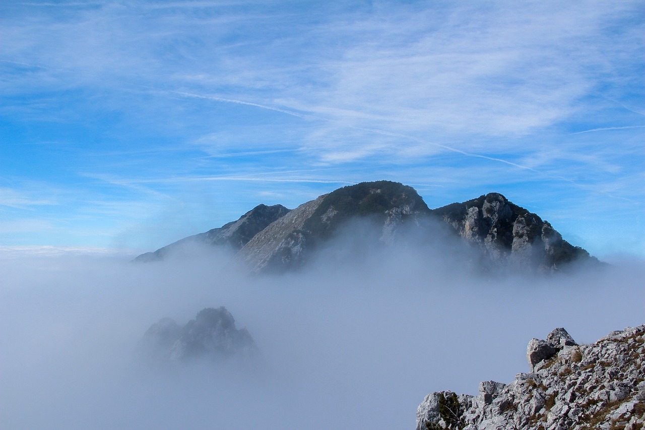 新澳门黄大仙三期必出，高山景行ZI5426.045