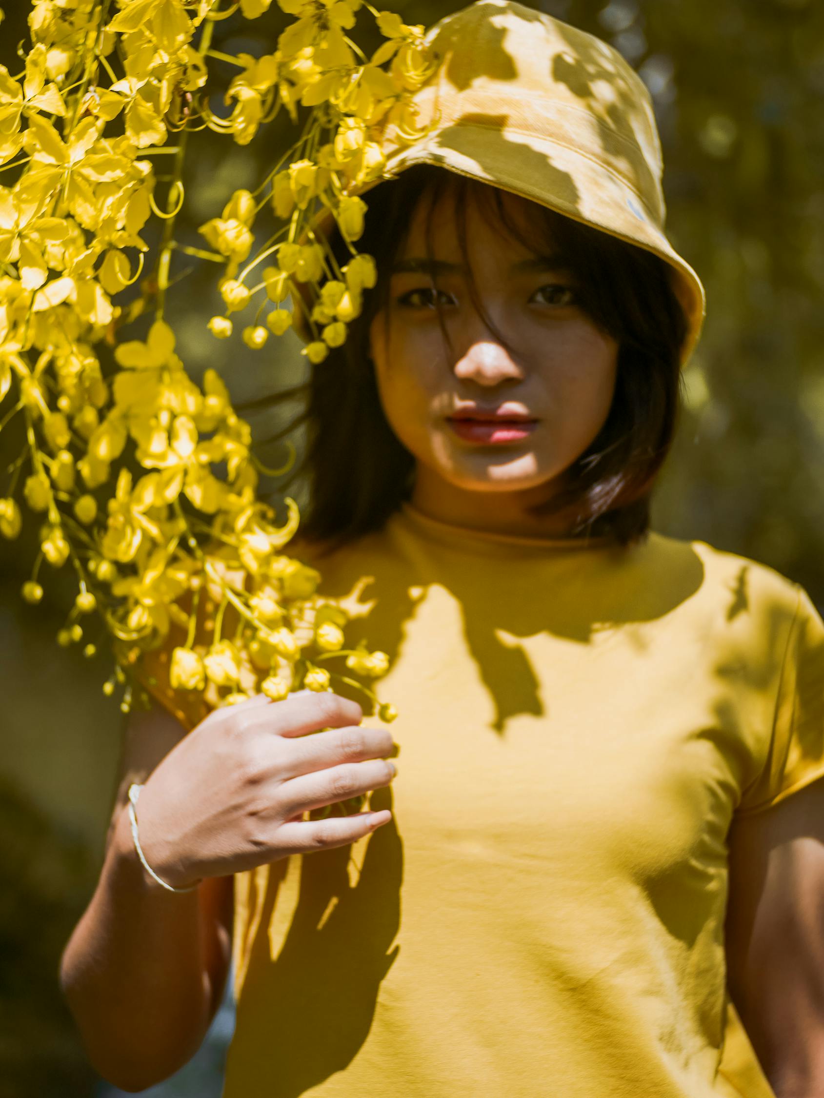 女演员的坚韧与毅力，银幕背后的全力拼搏之路