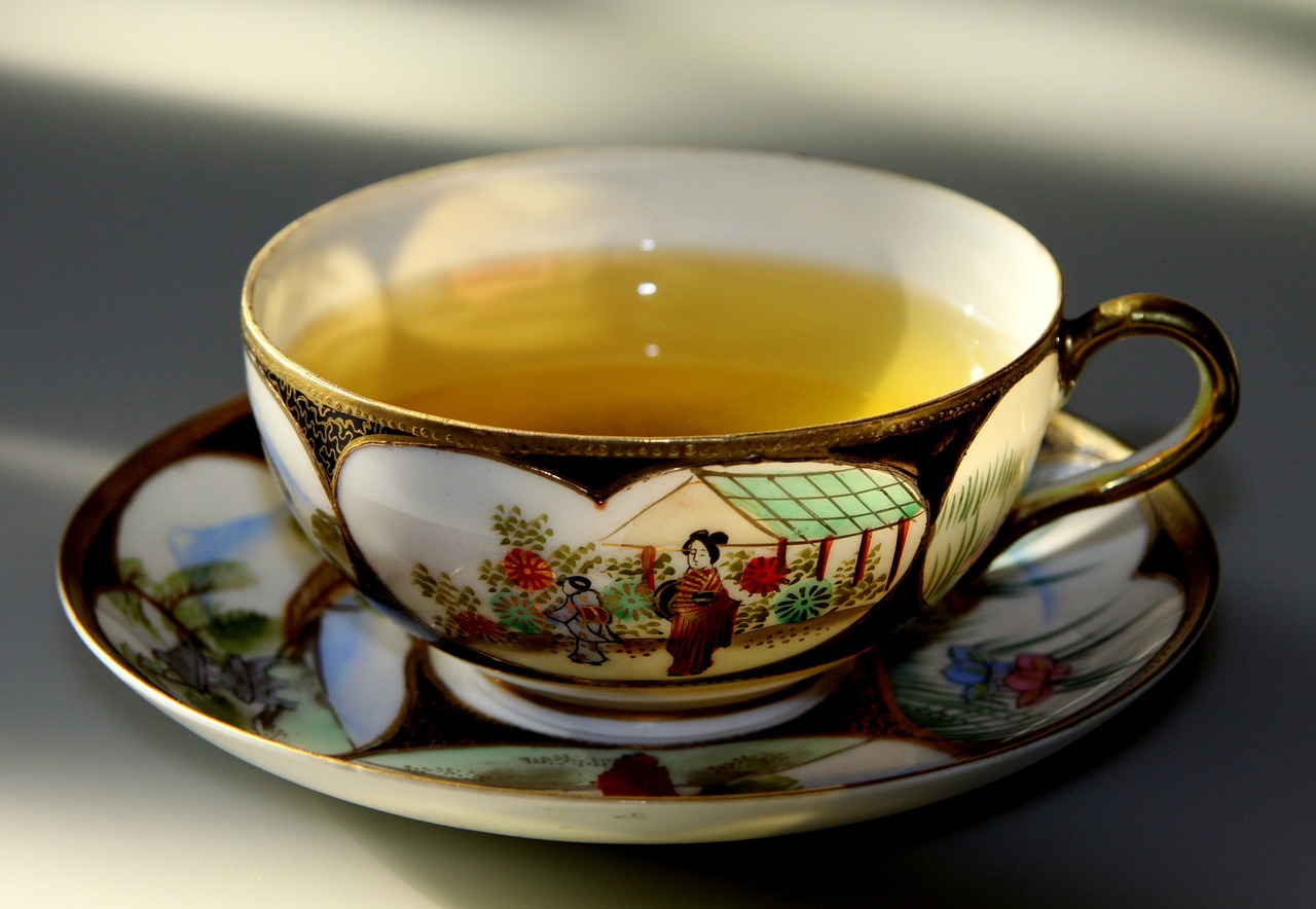 铁观音秋茶上市时间与品鉴艺术探讨